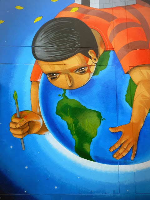 Peruvian Street Artist Jade Paints a New Mural In Barrios Altos, Lima. 3