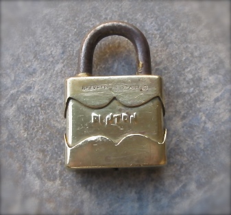 cadenas vachette ancien ma collection de cadenas cadenas le pluton de vachette vf cadenas vachette ancien ma collection de cadenas cadenas le pluton de vachette vf