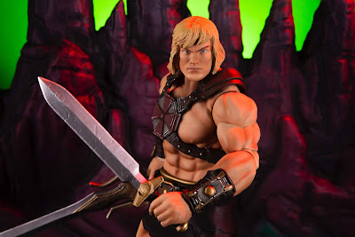 Masters of the Universe He-Man 1/6 Scale Figure by Mondo