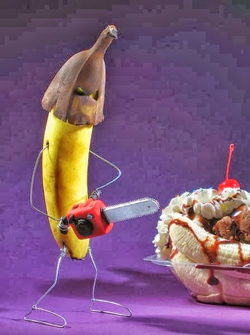 02-Banana-Splits-After-Revenge-Attack-Terry-Border-Photographer-Bent-Objects-Sculptures-www-designstack-co