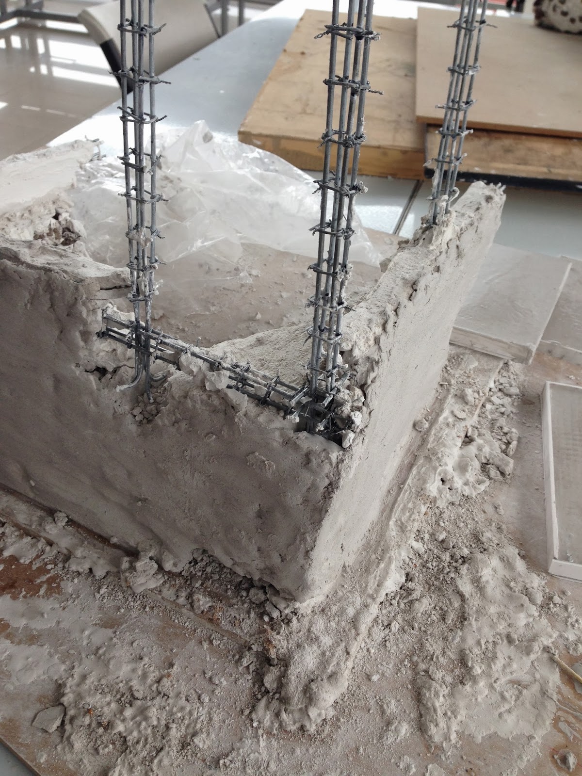 Tecnologías de la edificación: Cimentación de Piedra Braza (Escala)