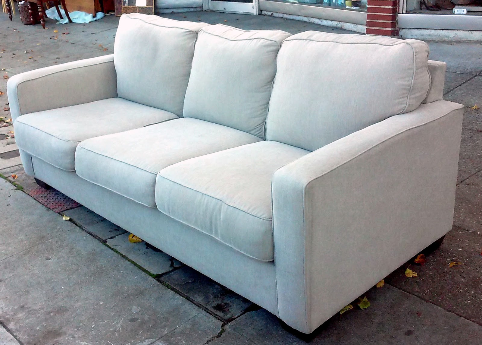 UHURU FURNITURE & COLLECTIBLES SOLD **BARGAIN BUY** 10476 Ashley 97