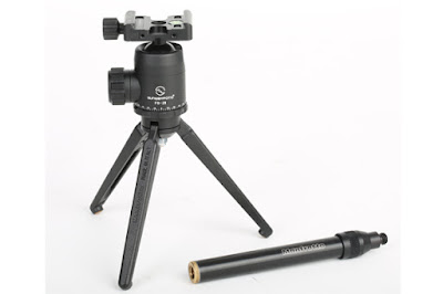 Sunwayfoto FB-28 ball head on Manfrotto table top tripod overview