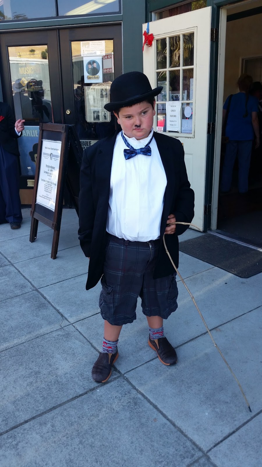 nkncat: Charlie Chaplin Lookalike Contest