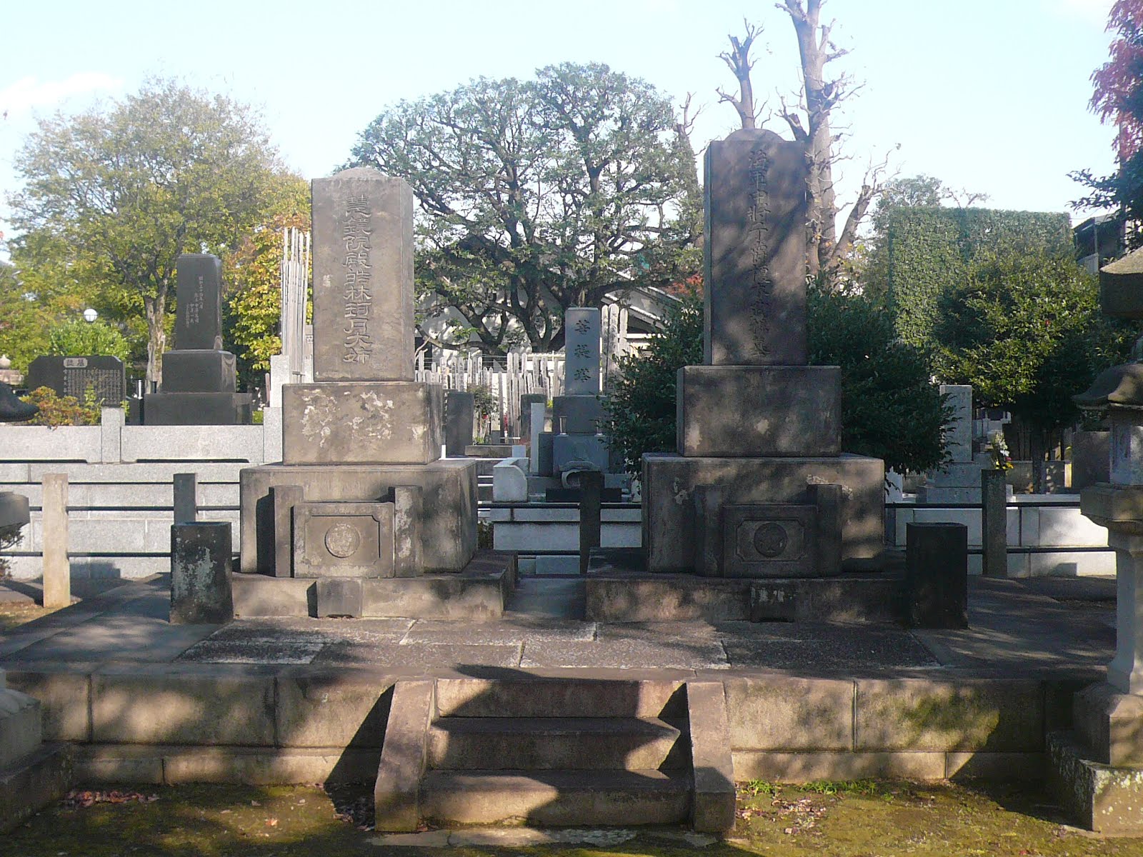 榎本武揚 えのもと たけあき 墓マイラーが行く