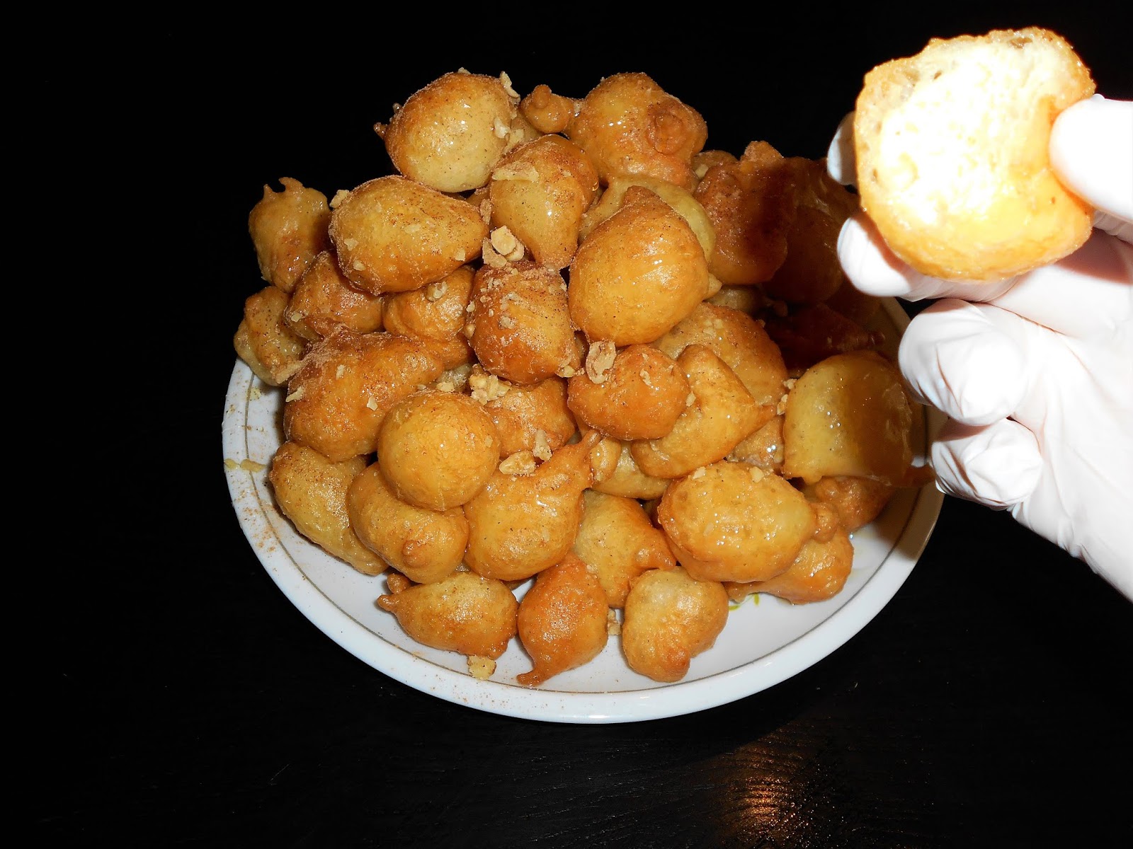 Οι συνταγές του Δία!Dias recipes! Λουκουμάδες με Μέλι της Μαμάς μου