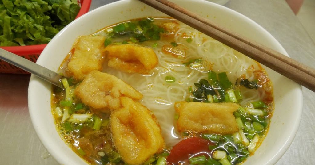 Sweet and Savory Crab Cake Noodles in Hanoi
