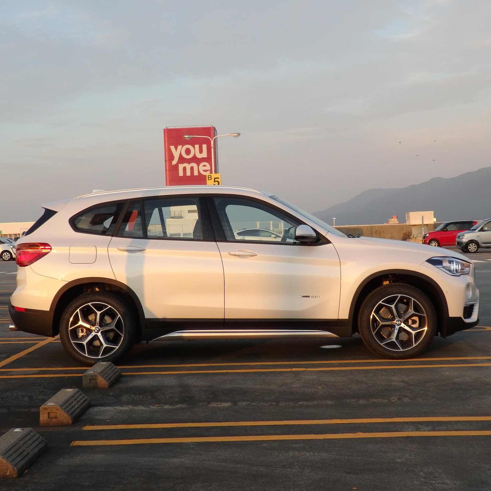 タイムズカーレンタル 17 8 Bmw X1 Xdrivei Xline 4wd 8at Over The 140 Characters