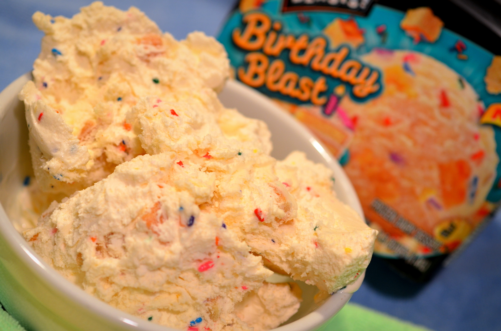 food and ice cream recipes REVIEW Breyer's Blasts Birthday Blast