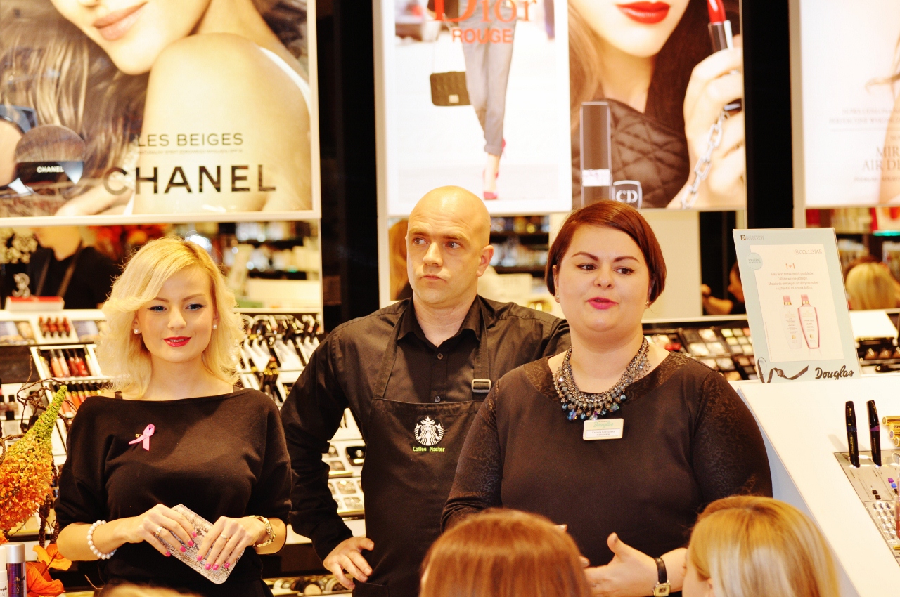 Douglas, Starbucks, Juvena, Douglas Beauty System, Foreo Luna Mini, trójmiejskie blogerki, blog trójmiasto, blog kosmetyczny, Riviera Gdynia,