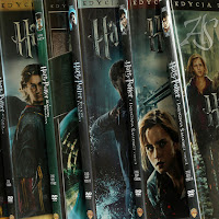 http://aleeexsmile.blogspot.com/2015/09/potter-krytycznie_4.html