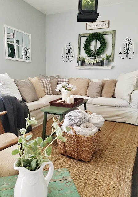 The Quaint Sanctuary: { Homegoods Bench Turned Living Room Coffee Table }