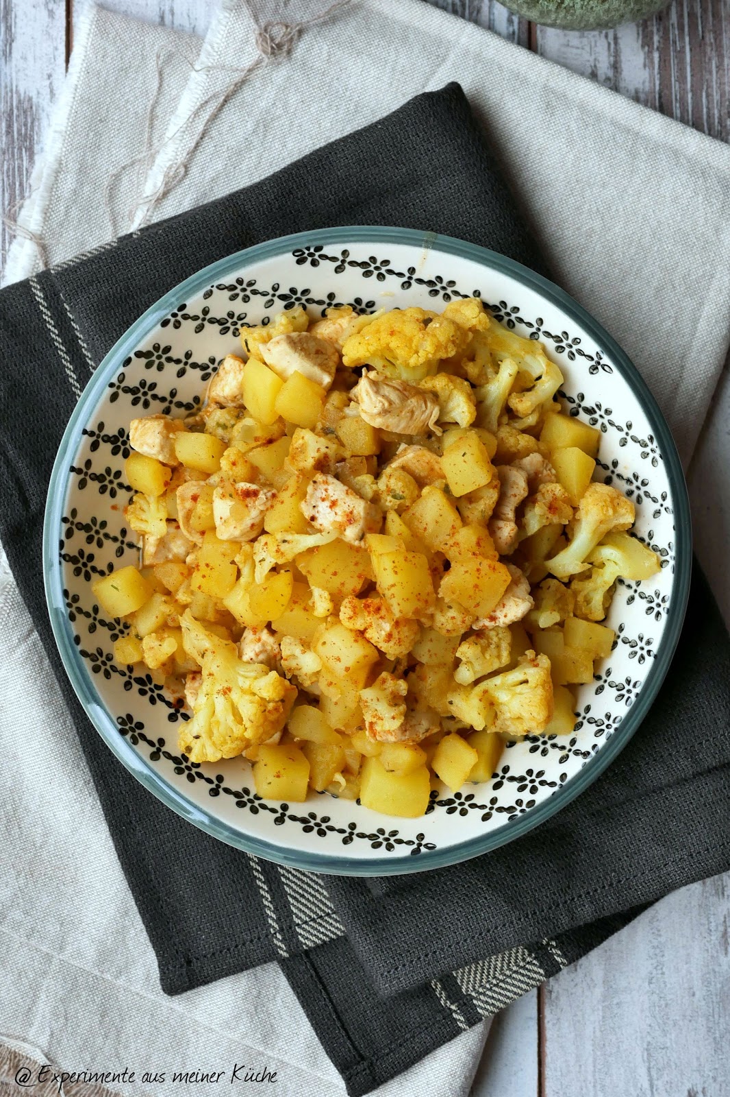 Experimente aus meiner Küche: Blumenkohl-Curry mit Kartoffeln und Hähnchen
