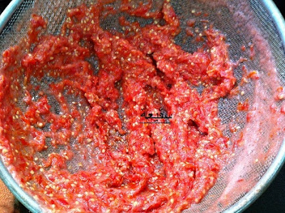 بالصور مقادير و طريقة تحضير مطيشة الحك في المنزل ,الطماطم المعلبة 4
