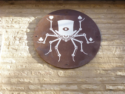 Robo-Spinne auf Blech, Saragossa, Spanien, Street Art, Urban Art, 