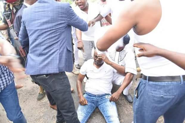 Governor Fayose collapses, rushed to clinic after policemen allegedly fired teargas into Government House (photos)