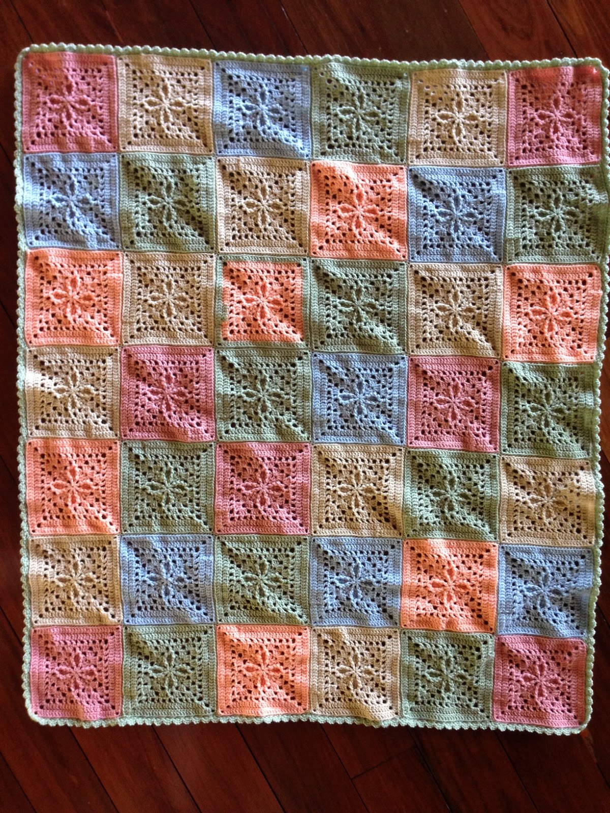 Crochet Obsession Baby crochet blanket for a cot