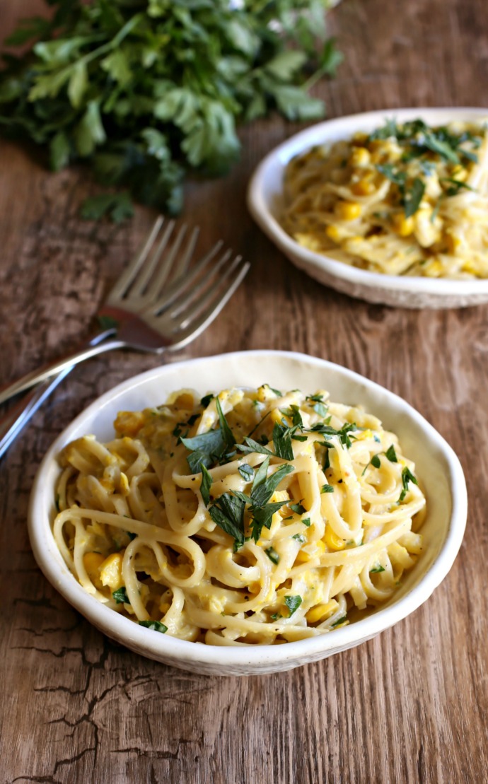 Recipe for pasta in a sauce made of corn, milk, Parmesan and herbs.