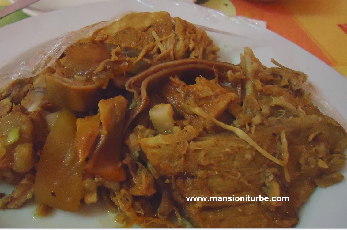 Michoacan Cuisine: try the delicious Carnitas