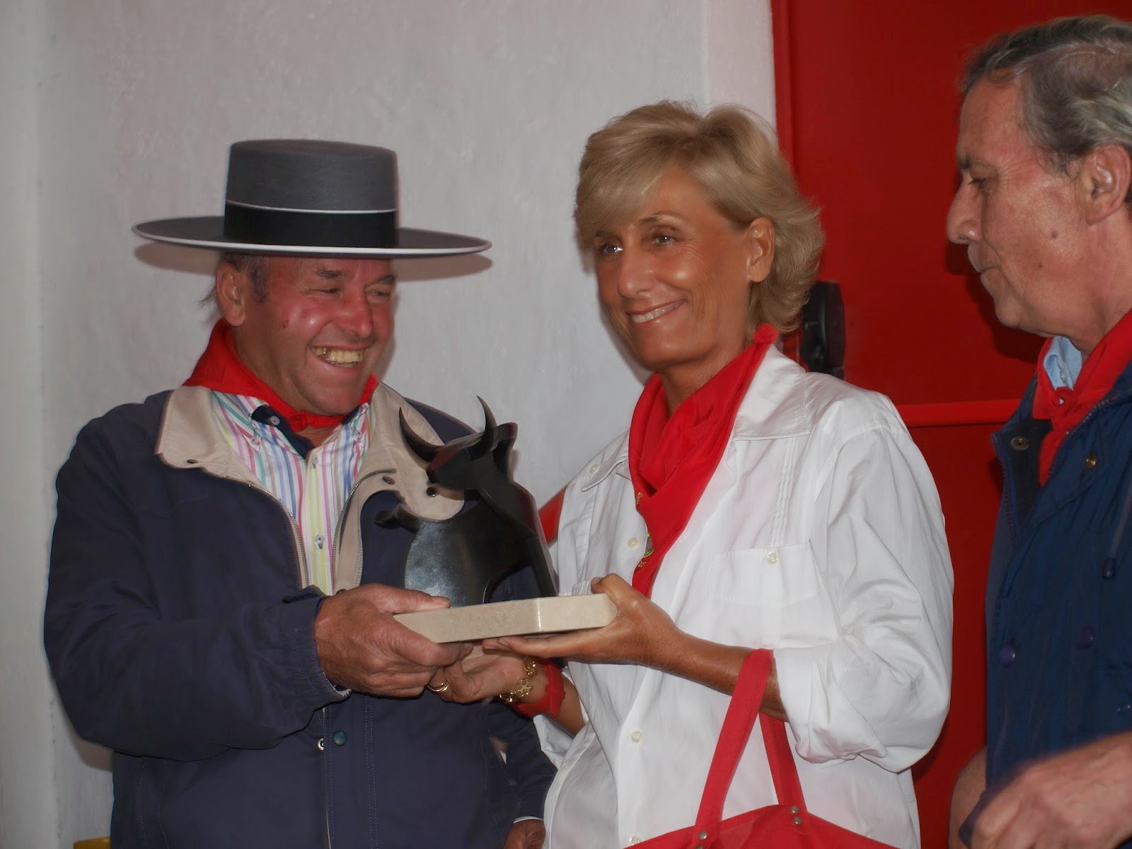 TOROS Y SANFERMINES DOLORES AGUIRRE EN PAMPLONA