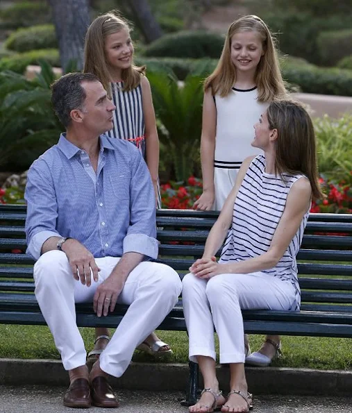 King Felipe, Queen Letizia, Princess Leonor and Princess Sofia at annual 2016 summer photo session photocall 2016. Letizia wore dress, Leonor dress, sofia dress style, fashions