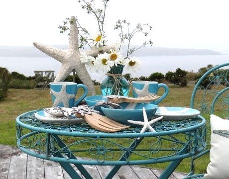 coastal cottage tablescape outdoors