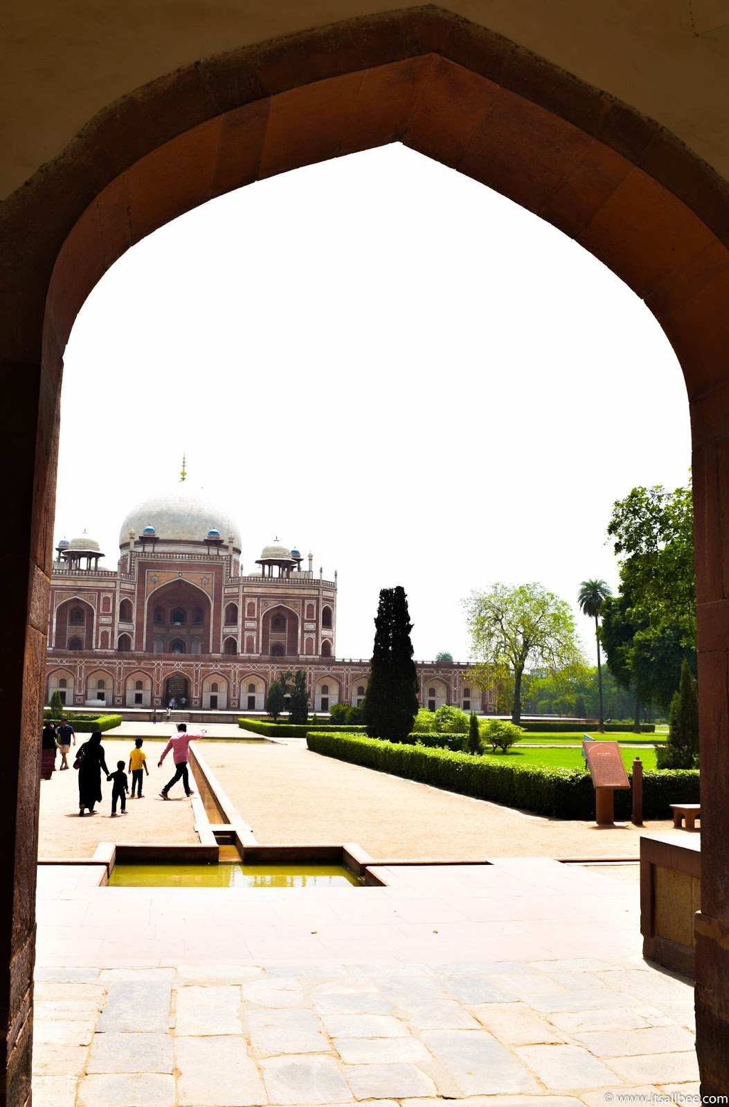 Humayun's Tomb In New Delhi - India. Photo by Bianca -www.itsallbee.com Humayun's Tomb In New Delhi - India. Photo by Bianca -www.itsallbee.com