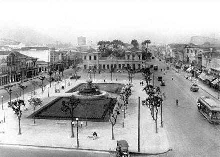 O berço do samba: Praça Onze - 1928.