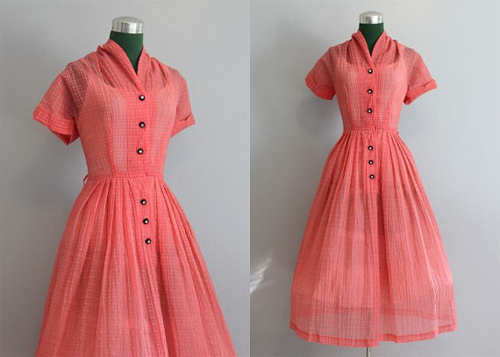 Oh So Lovely Vintage: Pops o' pink!