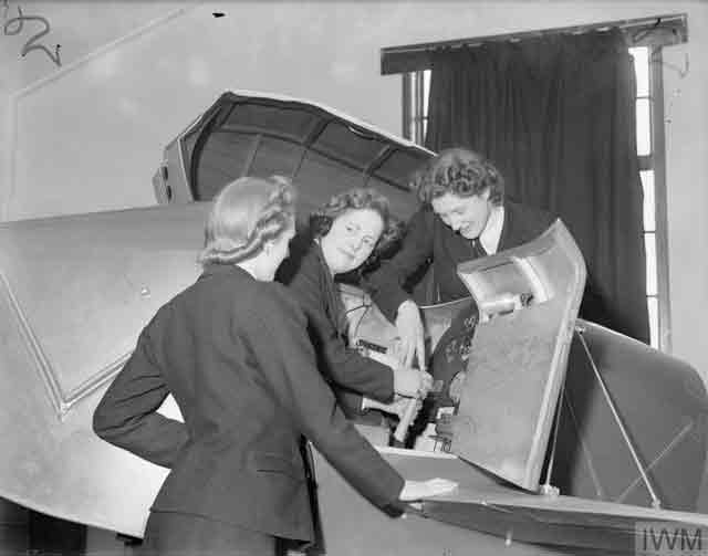 Wren pilots at Donibristle, 8 November 1941 worldwartwo.filminspector.com