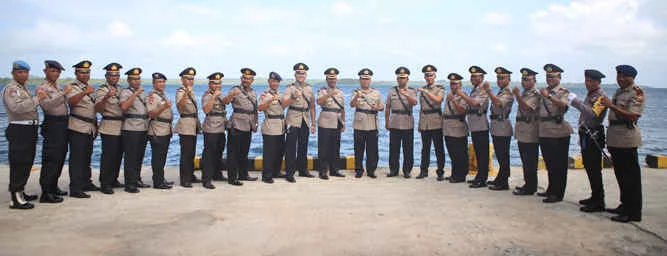 Kapolres Maluku Tenggara, AKBP Indra Fadhila Siregar, menyampaikan ungkapan terima kasih serta apresiasi terbesar, kepada seluruh lapisan Masyarakat di kota Tual dan kabupaten Malra, yang turut terlibat dalam mensukseskan pilkada yang kondusif.