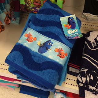 finding dory swim bath towel 