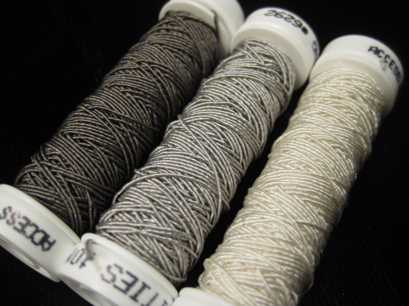 The Embroiderer's Story: What's In the Frostings Box?