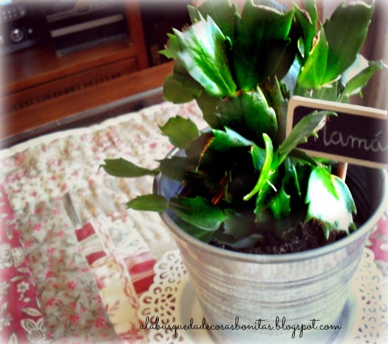 Camino de mesa con Rounneries Deux