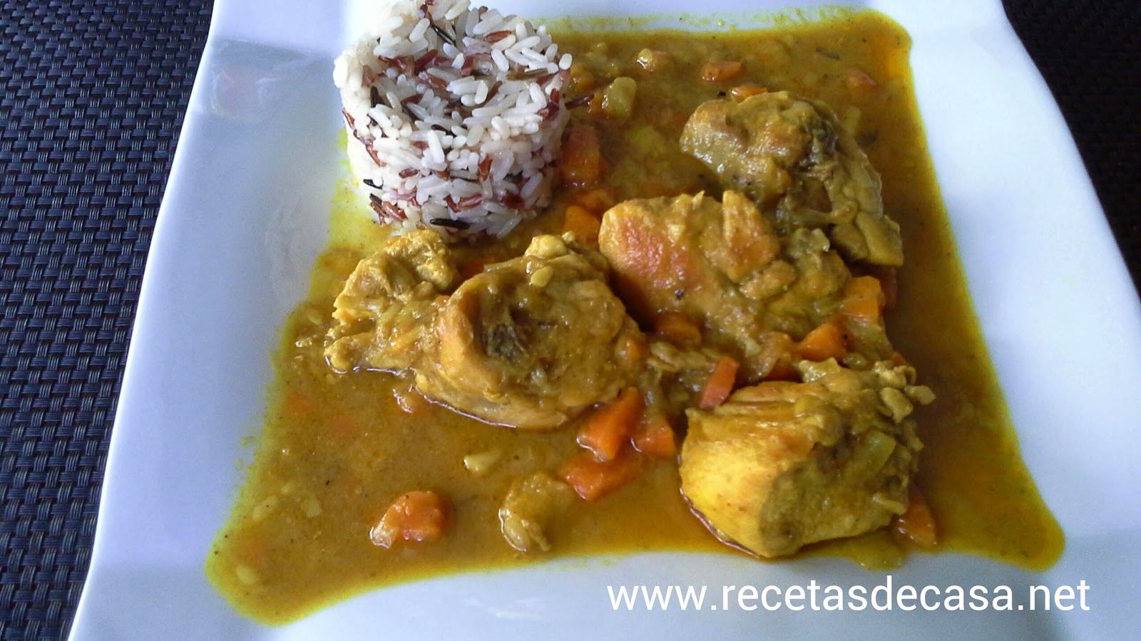 Pollo al curry con verduras