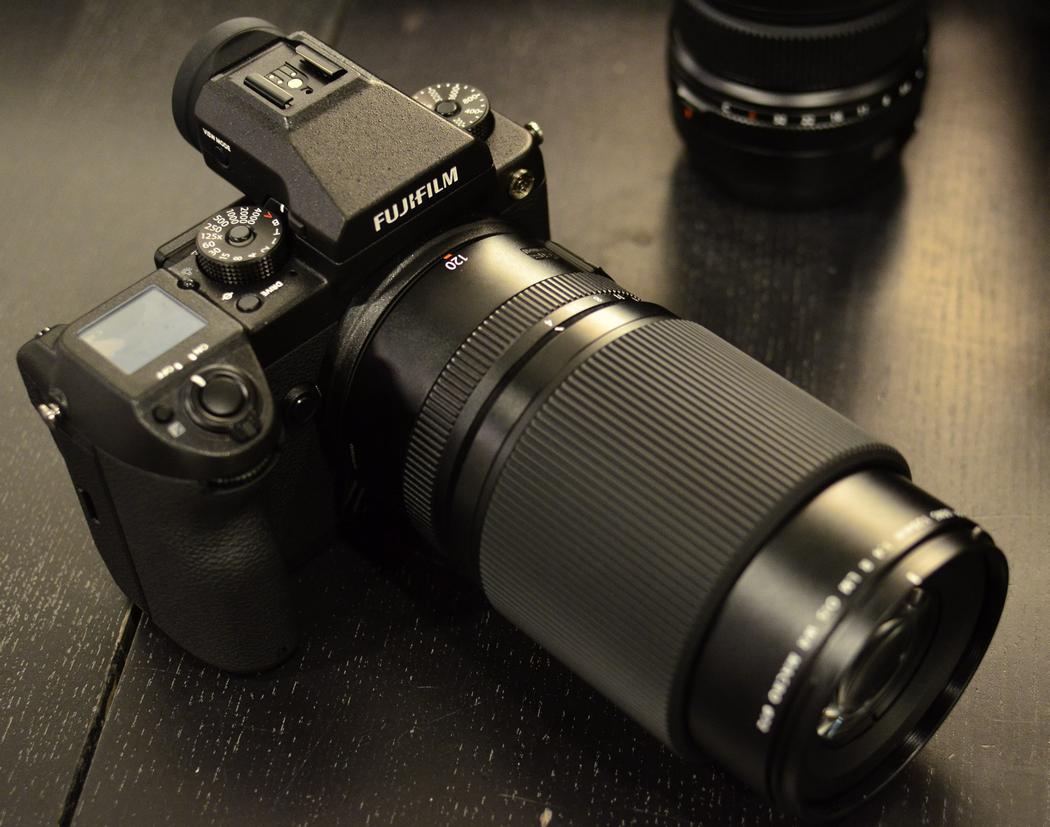 Spesifikasi Kamera Mirrorless Fujifilm GFX 50S
