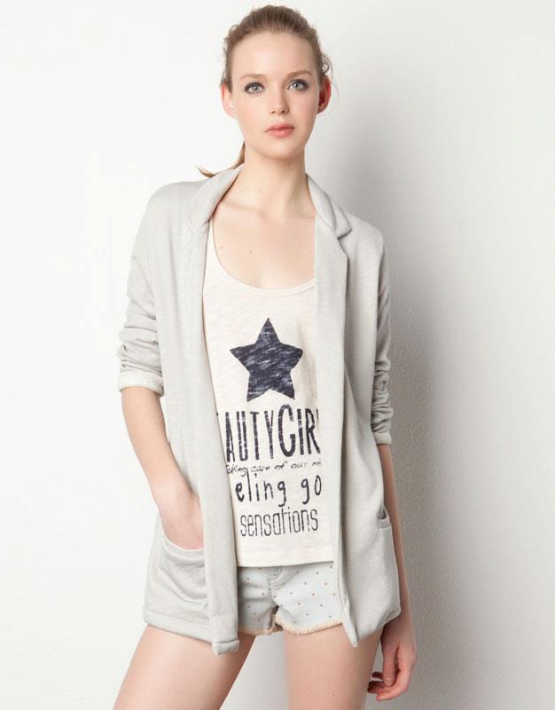 Осень одежда женская. Оджи одежда. Copine 2011. Pull and bear женская одежда. Платье из овечьей шерсти.