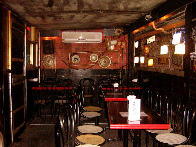 Aamchi Mumbai आमच म बई Nightlife