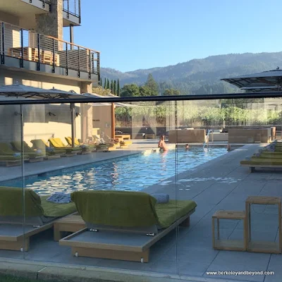 swimming pool at Las Alcobas resort in St. Helena, California