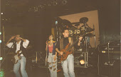 Aquilino, Aroa, Ricardo y Carlos (Sala Ozono, Ferrol, 14 12 95)