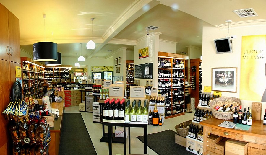 The Aussie Van's Str & Freo Art's