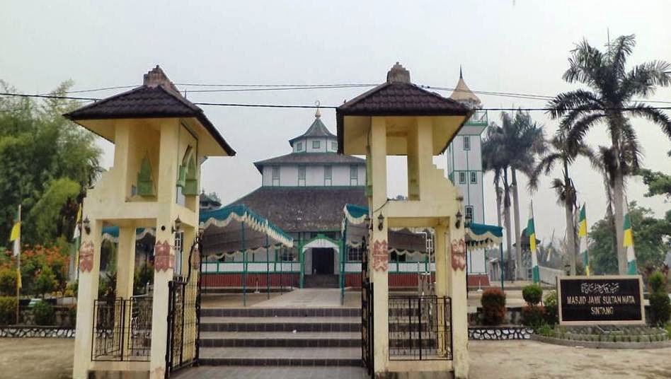  JENDELA  INFO KITA  Masjid Jami Sultan Nata Sintang 