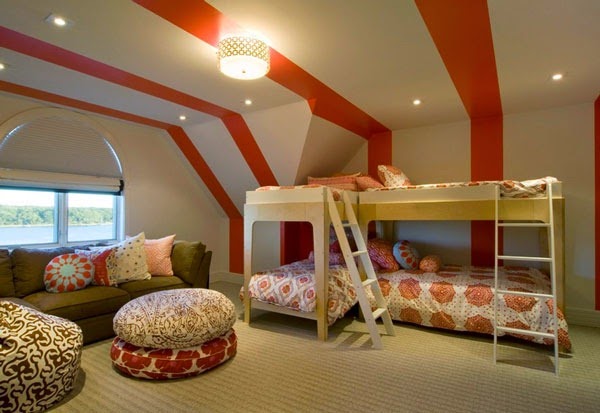 Children&#8217;s room with bunk beds