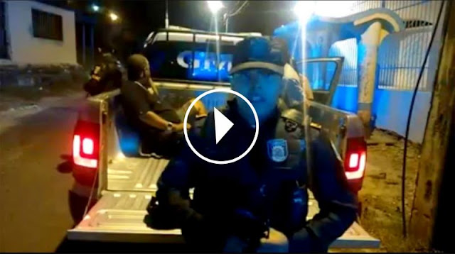 [VÍDEO] Guarda Municipal de Aracaju detém dupla por porte ilegal de arma de fogo
