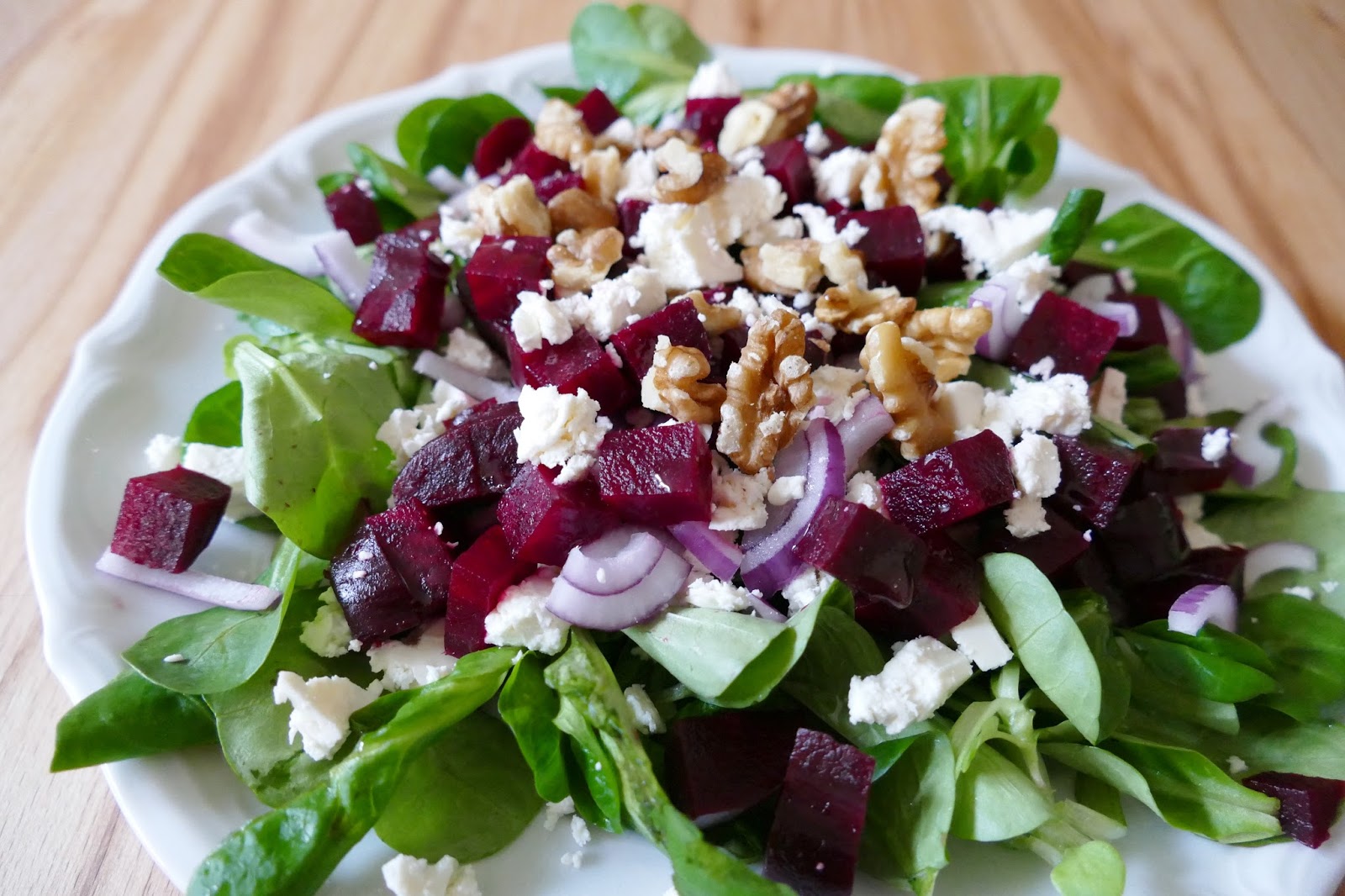 Knackiger Rote Beete Salat - monis_paradise ♥