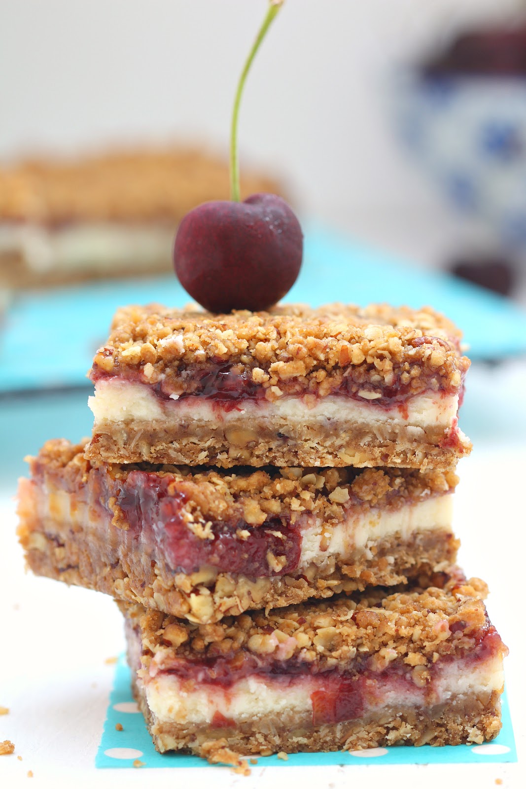 Cherrycream cheese oatmeal bars