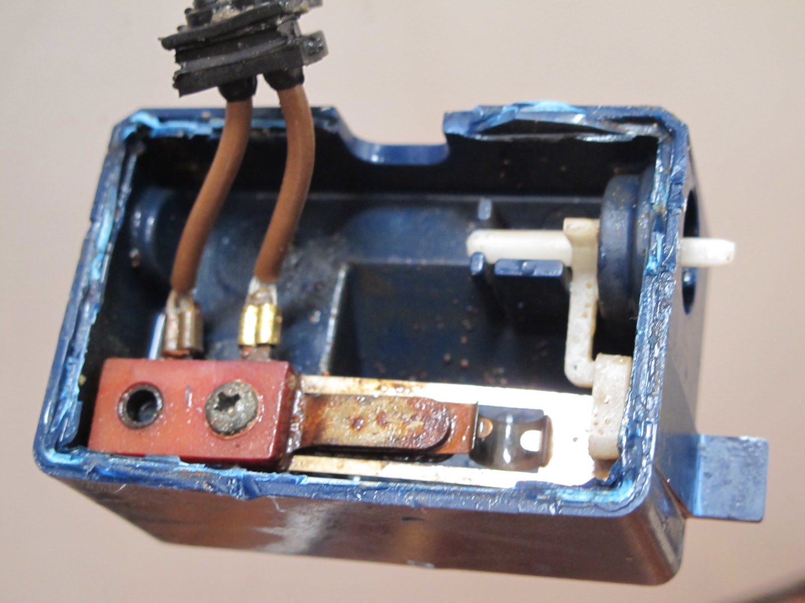 Sailor Rob: Review: Attwood Float Switch