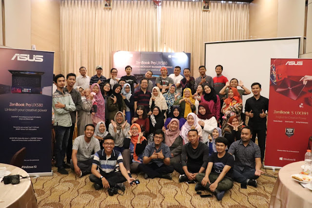 ASUS ZENBOOK PRO 15 UX580 ANDALAN PARA DESAINER DAN VIDEO EDITOR ASUS ZENBOOK PRO 15 UX580 ANDALAN PARA DESAINER DAN VIDEO EDITOR