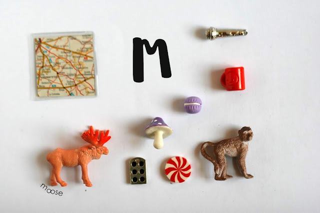 Language objects for Montessori alphabet box by TomToy