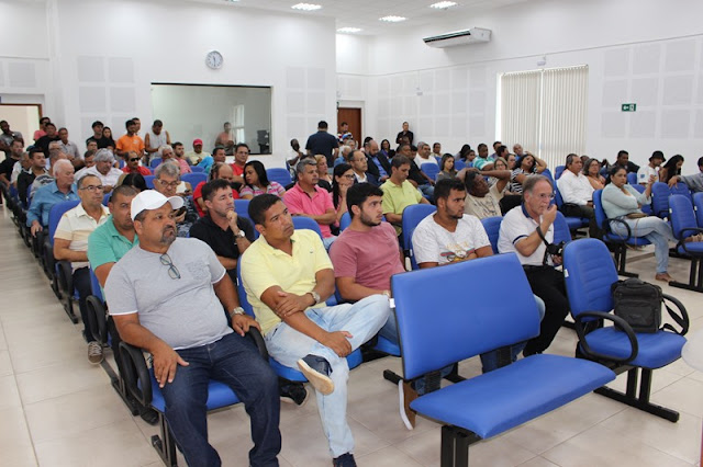 http://vnoticia.com.br/noticia/3345-comeca-o-julgamento-das-contas-do-ex-prefeito-pedrinho-cherene-na-camara-de-sfi